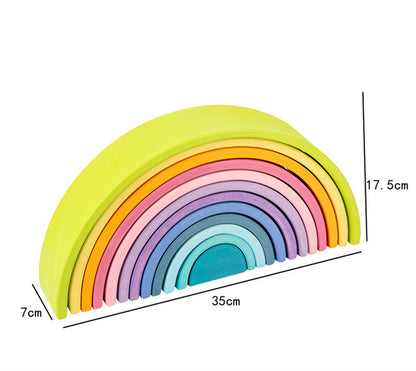 Holzspielsystem nach Montessori-Prinzipien